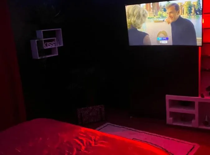 Escapade Jacuzzi Apartment Caen